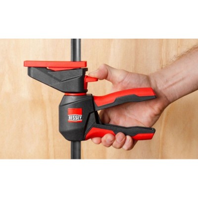 Spaustuvai su pasukama rankena BESSEY 150/80