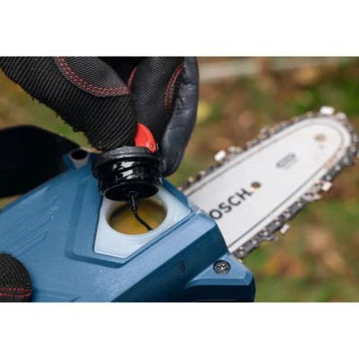 Akumuliatorinis grandininis genėjimo pjūklas BOSCH GKE 18V-15 Solo