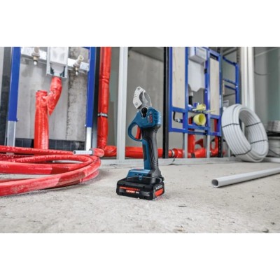 Akumuliatorinės vamzdžių žirklės BOSCH GPC18V-32P Solo CT