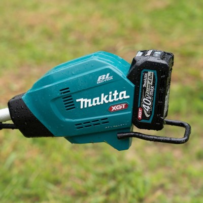 Akumuliatorinis trimeris MAKITA UR006GZ06 40V MAX XGT